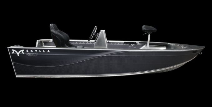 Skylla 420 Console