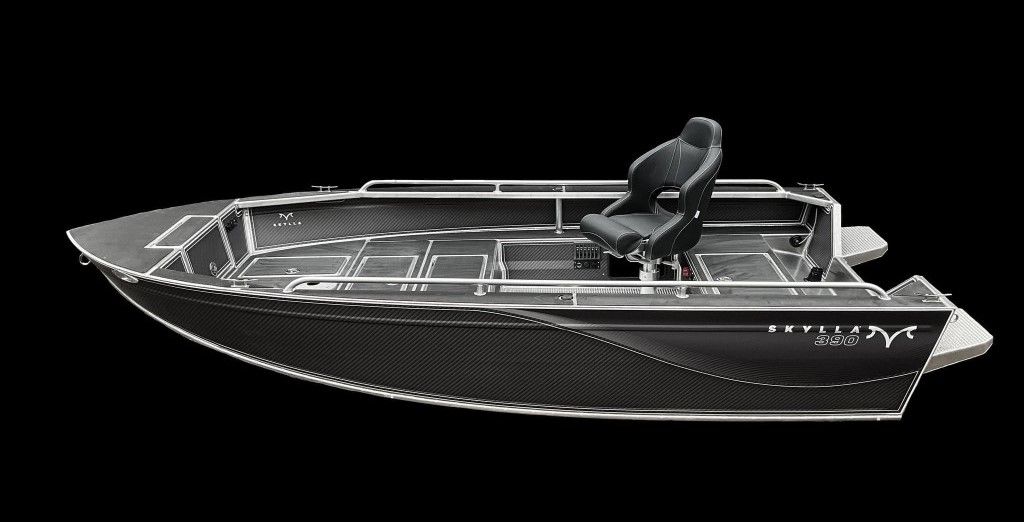 SKYLLA 390 TILLER
