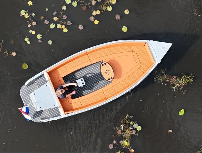 Qwest Marine S600
